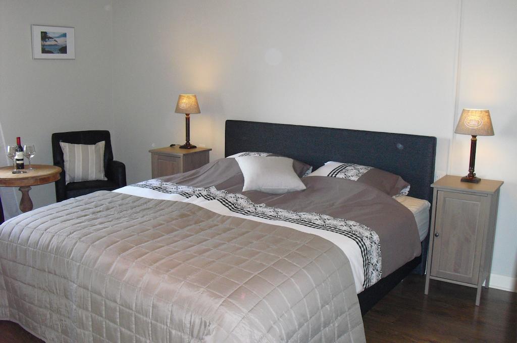Luxury B&B Maison A Votre Sante, In Bordeaux Wine Region Savignac-de-Duras Exterior photo